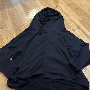 PRISMSPORT Women’s Charcoal Hoodie Size S